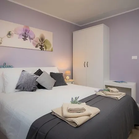 Appartement Zlatin Dvor - For 3, Terrace, Center, At 5-min, Bike Friendly